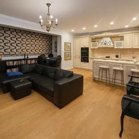 2br Blloku And Park