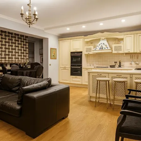 2br Blloku And Park